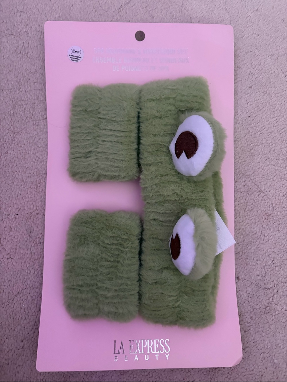 LA Express Beauty Green Fuzzy Eye Headband and Wrist Set